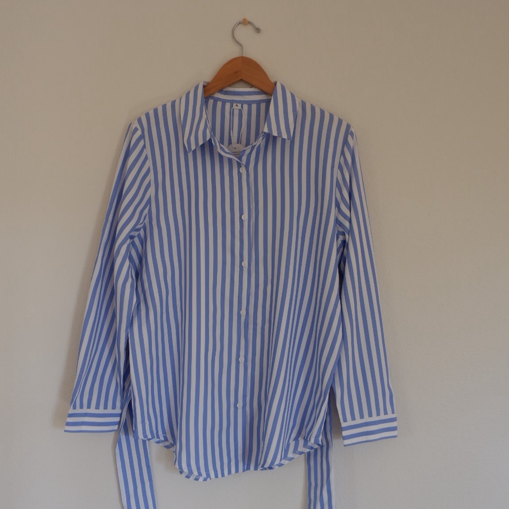 Blue and White Striped Button-Up Shirt - Picture 2 of 4